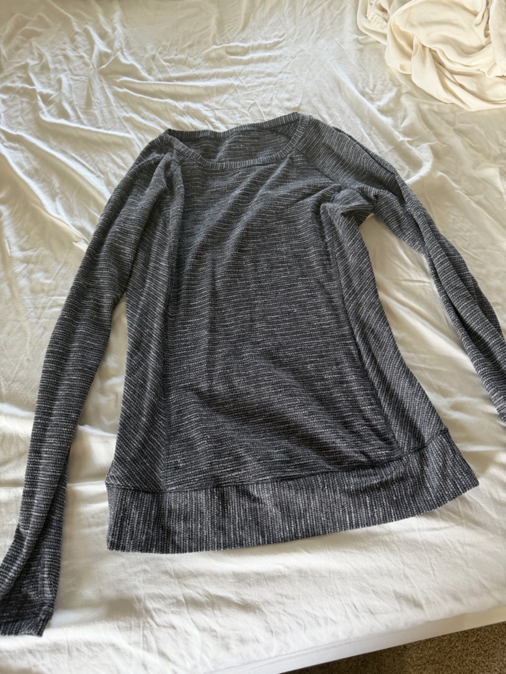 lululemon athletica Charcoal Heathered Long Sleeve Top
